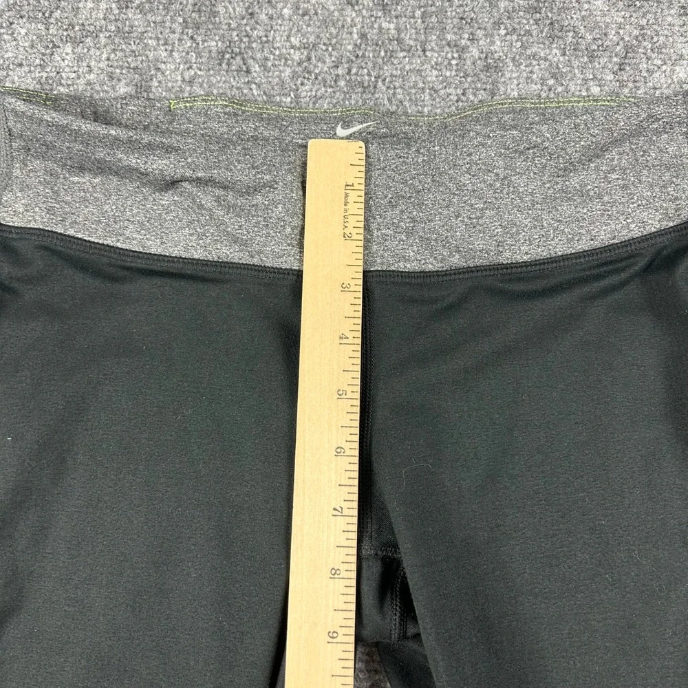 Nike Running Leggings Womens Medium Black Grey Dri Cropped Athletic‎ Yoga Pants